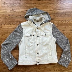 FREE PEOPLE WHITE DENIM JACKET